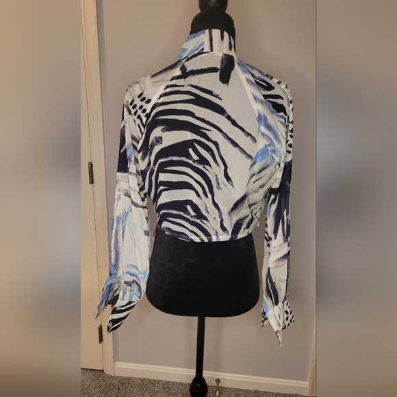 MICAS Aqua Zebra Print Women's Top. SZ M NWT - Picture 4 of 9